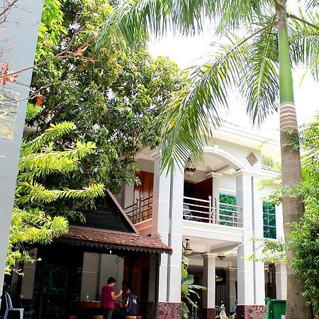 Envoy Hostel Phnom Penh Exterior photo